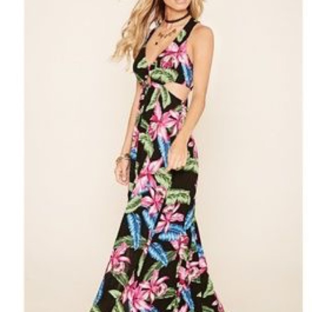 Summer Forver 21 Cutout Floral Maxi Dress!